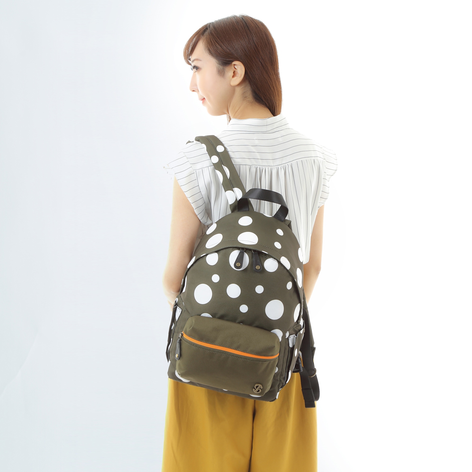 【実用新案特許取得】〈TONYstyle〉ぴたっリュック＜水玉グレー＞ 疲れないリュック 姿勢が良くなるリュック ズレないリュック ずれないリュック リュックサック 軽量 疲れにくい 姿勢が良くなる 水玉柄 ドット柄 撥水加工 バッグ