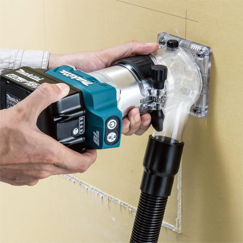 マキタ　18V　充電式トリマ　RT50DRG　6.0Ah Li-ion充電池(BL1860B)1個　USB端子付き充電器(DC18RF)　ケース