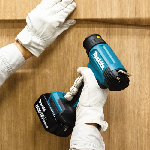 Makita - マキタ 18V充電式ヒートガンHG181DZK 本体のみ(専用ケース付き) マキタ 18V充電式ヒートガン HG181DZK 本体+ケース付(バッテリ