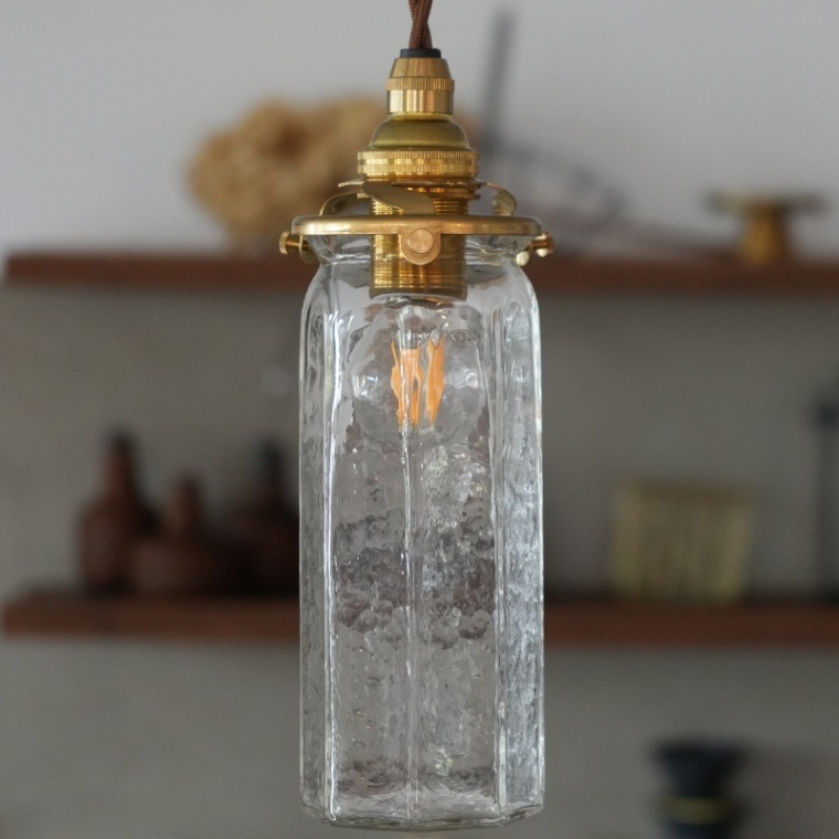 安土草多「ペンダントライト 八角細筒瓶」｜巣まいと暮らしの店