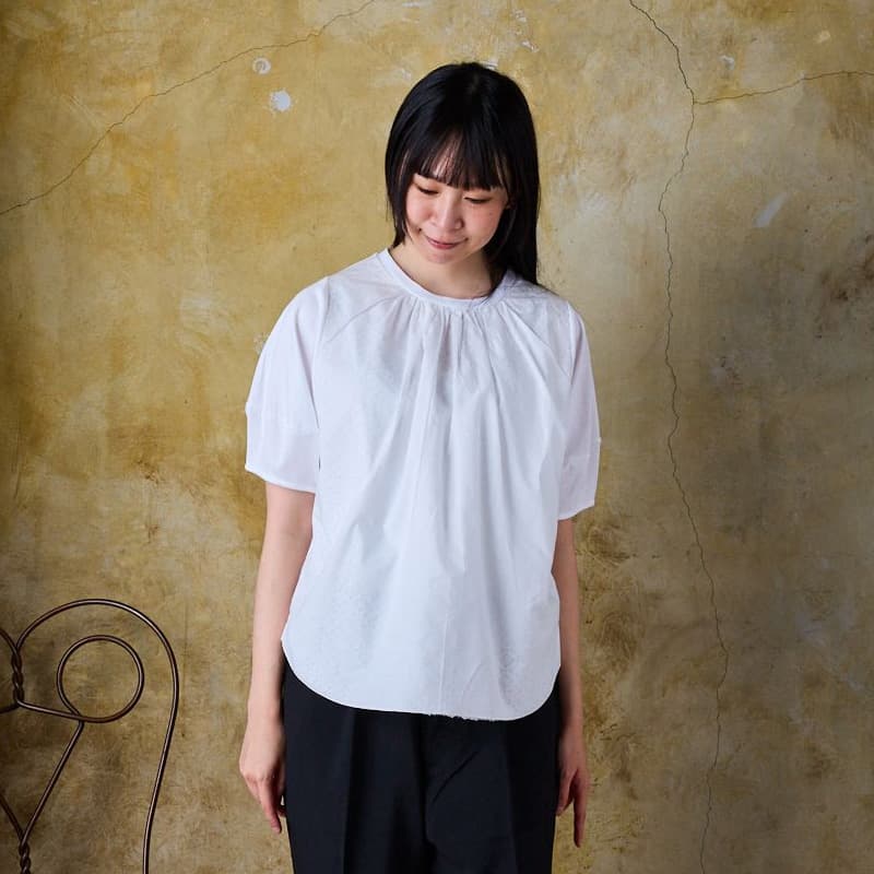 レース付きホワイトTシャツ Lサイズ　ナチュラルベーシック　レースシャツ　透け感 楽天市場】【SALE／50%OFF】クロップドレースシャツ NATURAL