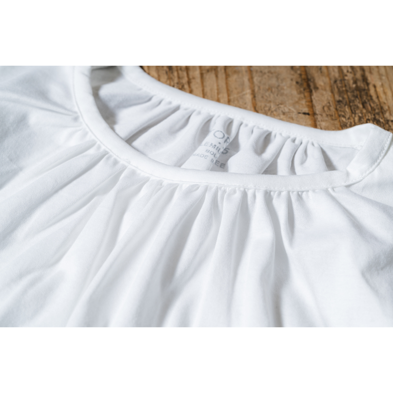 フレンチスリーブのゆったりT【ネックギャザーTシャツ】