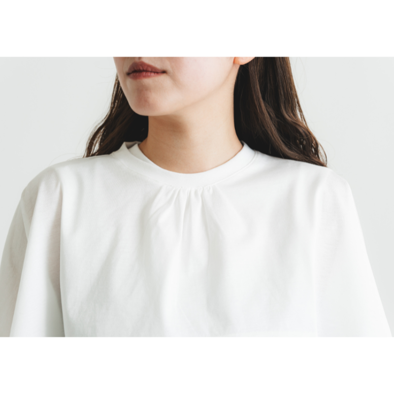 寒暖差を感じやすい肩を守る2way【ケープ付Tシャツ】