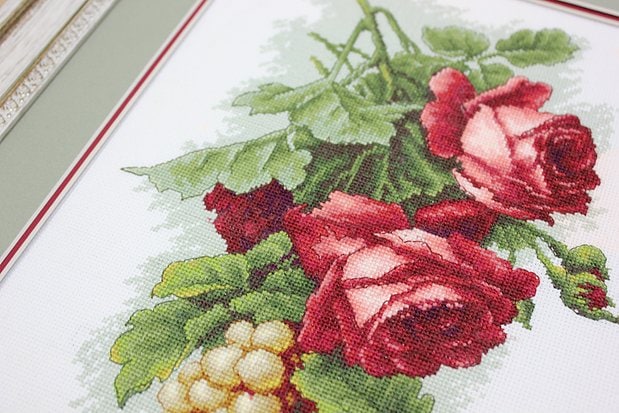 【美品】ドイツヴィンテージ 薔薇のエンボス ガトートング[2940] ヤングアンドオルセン エンボスドレザー ベルテッド トート S
