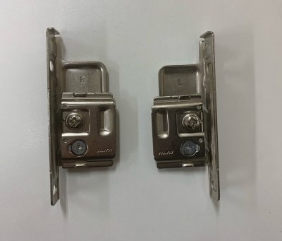 ミカド　フロントブラケット（前板取付金具）1セット