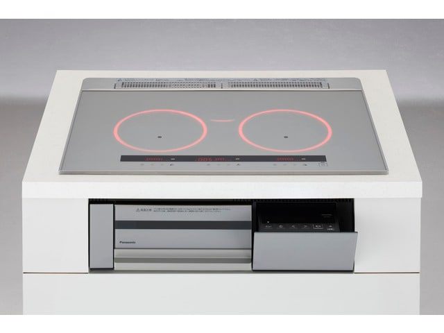 IHクッキングヒーター  パナソニック製(Panasonic)　KZ-C36S　シルバー　Cシリーズ　3口IH鉄・ステンレス対応 幅60cmタイプ