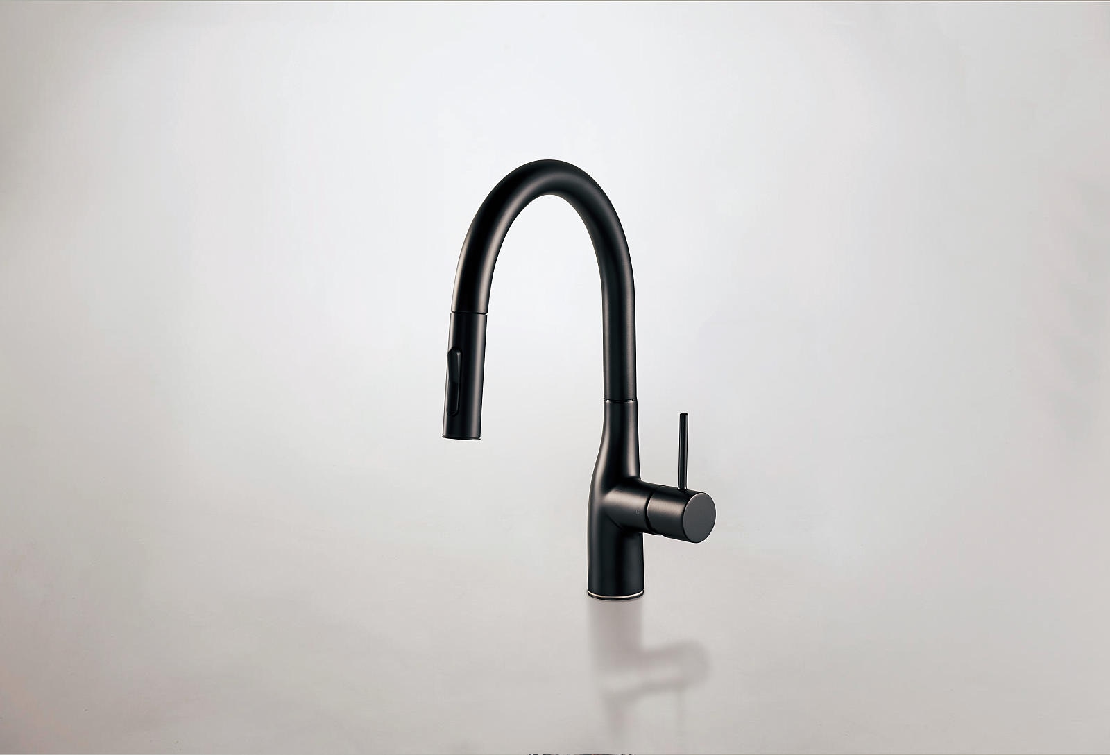 キッチン水栓　寒冷地用　KVK製（Panasonic）JUAKM6061ZE5P　ラウンドネック水栓　マットブラック