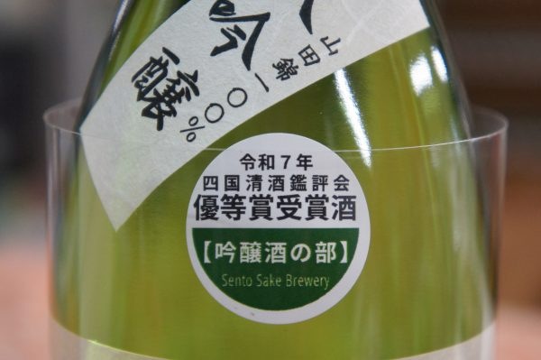 �ں����餮������