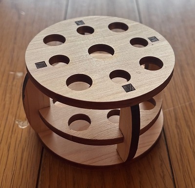 ヒノキのペン立てΦ85 9穴 ご入学プレゼントにも最適 【オフィスたなか