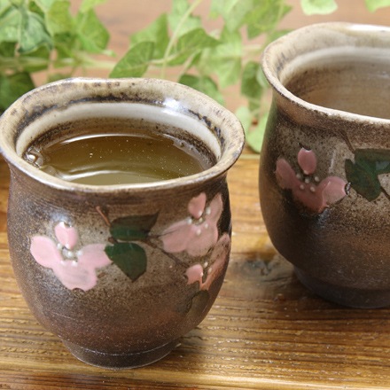 【益子焼】花水木ピンクのお湯のみ