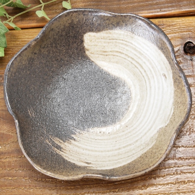 【益子焼】たたら作りのゆがみ変形小鉢刷毛目【単品1個】