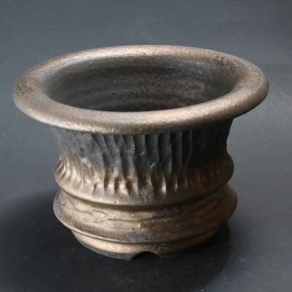 【益子焼】 5.5号鉢 植木鉢 陶器鉢 塊根植物 アガベ サボテン 【深山金鉢しのぎ手】 高さ約11cm 一点物 作家 陶芸家 横山雄一作