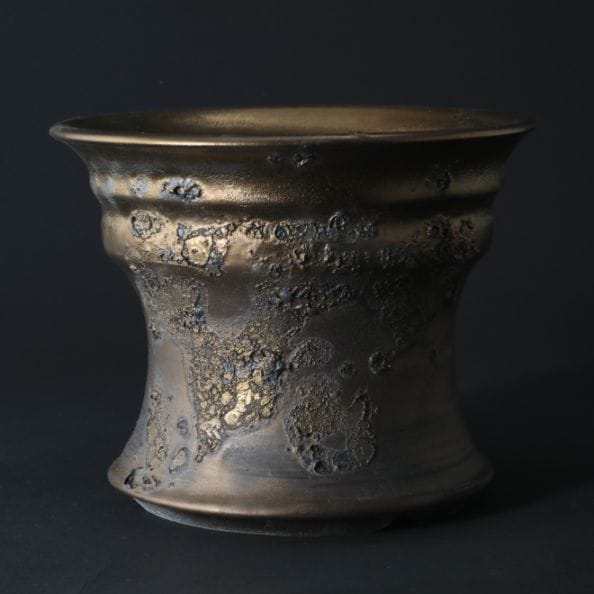 【2026年3月14日午前10時販売スタート】5.6号鉢 高さ約13.5cm 植木鉢 陶器鉢 塊根植物 アガベ サボテン コーデックス 【銀河鉢金メタリックシリーズ】 作家 陶芸家 横山雄一作 一点物