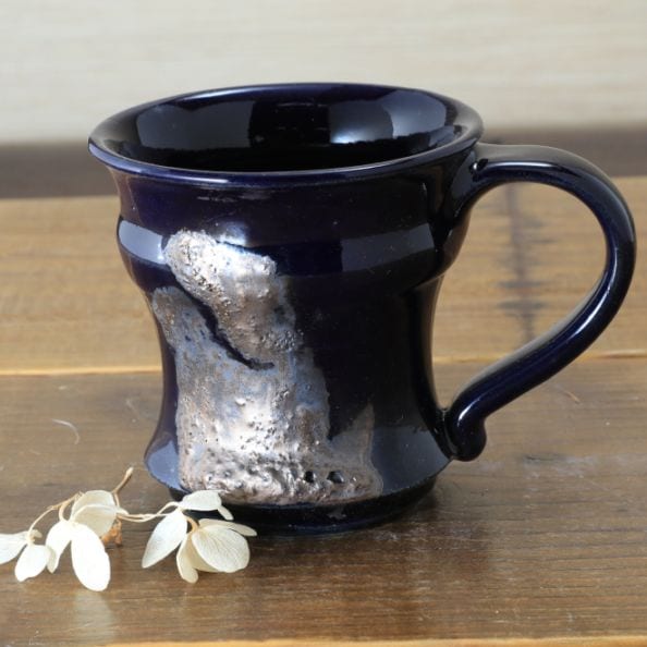 マグカップ 瑠璃とブロンズの流れる釉薬が魅力 【単品1個】