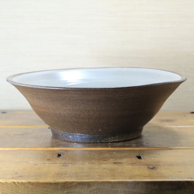 益子焼 飴釉 刷毛目 大鉢 陶器 SABI_飴 平鉢 大｜白のつかもと｜益子焼