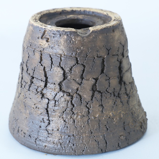 【益子焼】 3.8号鉢 高さ約9.5cm 植木鉢 陶器鉢 塊根植物 アガベ サボテン コーデックス 【炸裂紋鉢 大地の鼓動】 作家 陶芸家 横山雄一作 一点物
