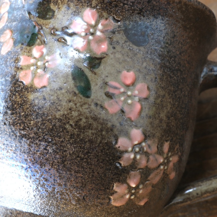 【益子焼】 マグカップ かわいいチューリップみたいな花形 さくら桜 単品1個