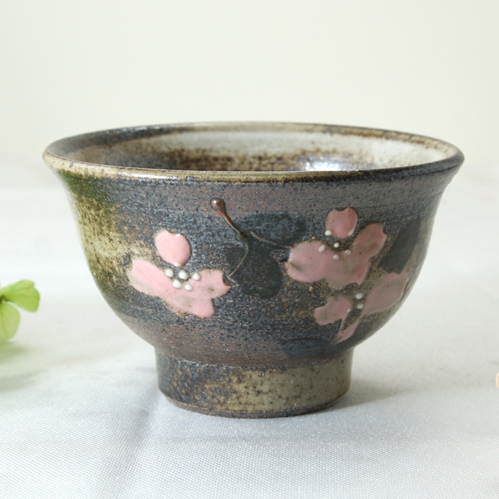 【益子焼】 煎茶カップ 汲み出し 煎茶碗 開いた形 花水木ピンク 単品1個