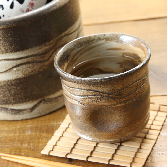 【益子焼】父の日敬老の日に　渋めのくし目焼酎カップ　ロックカップ　【単品１個】