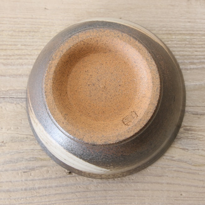 【益子焼】 小丼 付け汁 つけ麺 ミニ小丼 素朴な刷毛目模様 丼飯 ミニ天丼 ミニカツ丼 こだわりの厚めで丈夫 安定感あり 【単品１個】