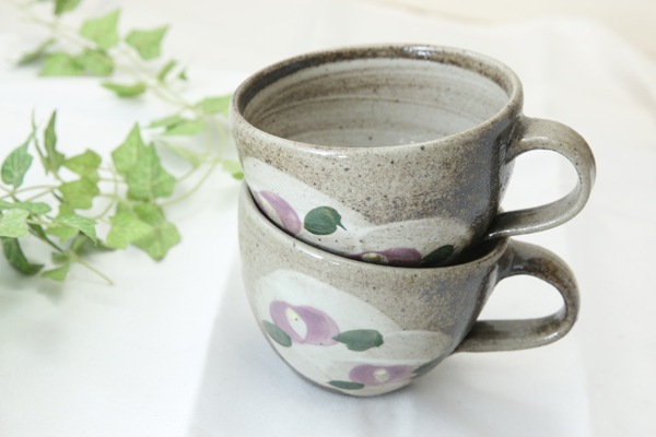 【益子焼】大きめたっぷりサイズ　取っ手付きのカフェオレ　スープボウル【むらさき椿・単品１個】