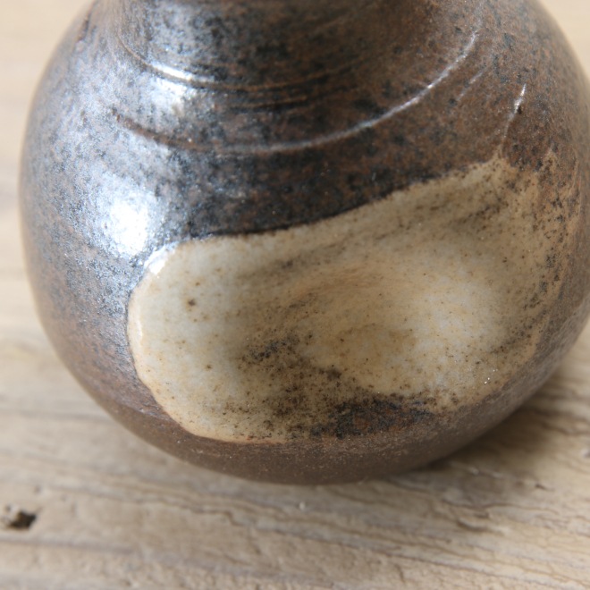 【益子焼】蕎麦徳利 そばどっくり 素朴な炭化焼刷毛目模様 【ミニミニサイズ・単品１個】