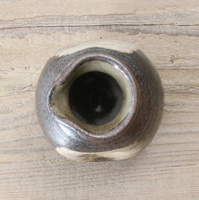 【益子焼】蕎麦徳利 そばどっくり 素朴な炭化焼刷毛目模様 【ミニミニサイズ・単品１個】