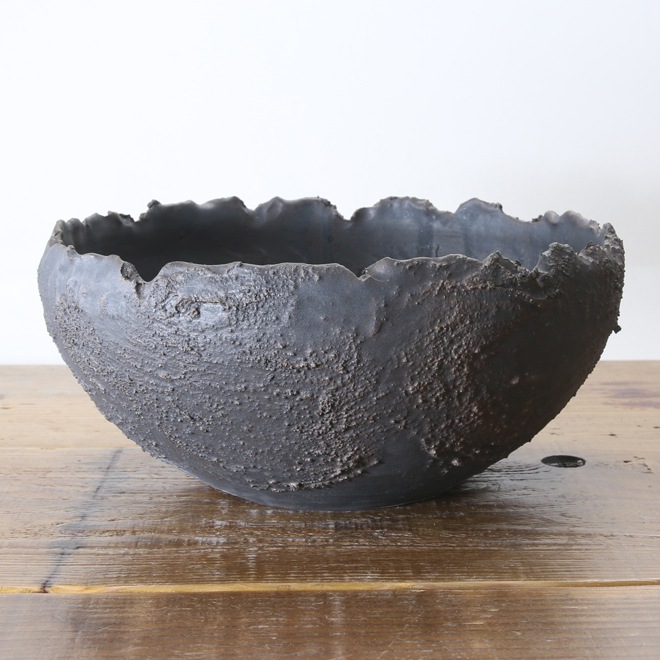 【益子焼】 7.8号鉢 植木鉢 陶器鉢 塊根植物 アガベ サボテン 【砂漠シリーズ】 浅め高さ約10cm 作家 陶芸家 横山雄一作 一点物