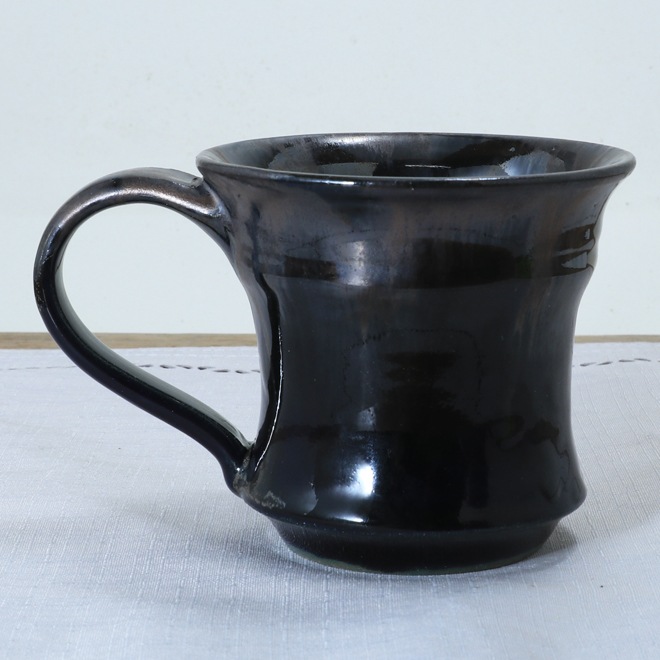 【益子焼】 マグカップ 深く渋い瑠璃色 流れる黒やブロンズ系色の釉薬が魅力  【単品1個】