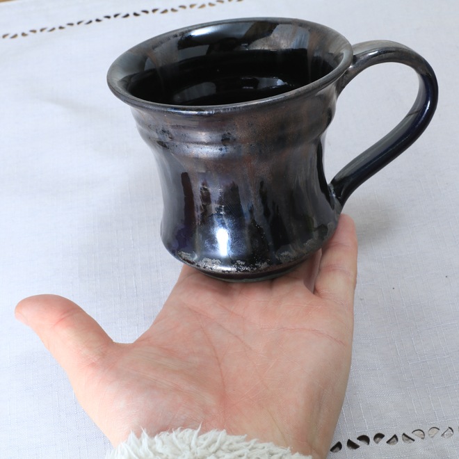【益子焼】 マグカップ 深く渋い瑠璃色 流れる黒やブロンズ系色の釉薬が魅力  【単品1個】