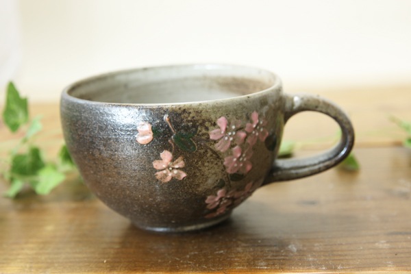 【益子焼】大きめたっぷりサイズ 取っ手付きのカフェオレボウル スープボウル【さくら・単品1個】