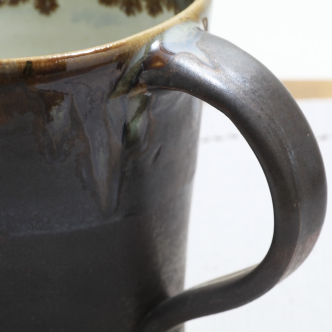 【益子焼】 おしゃれ ビールジョッキ 渋いブラック調 父の日 誕生日プレゼントに 単品1個