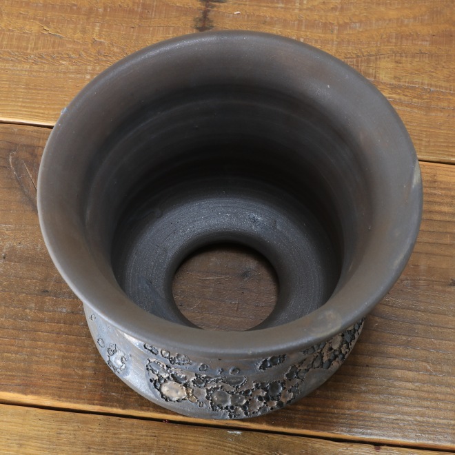 6.8号鉢 高さ約13.5cm 植木鉢 陶器鉢 塊根植物 コーデックス アガベ サボテン 【銀河鉢クレーター】 作家 陶芸家 横山雄一作 一点物