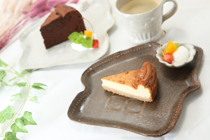 【益子焼】釉シリーズ☆いっちんドット柄☆おうち形のパンプレート【単品１枚】