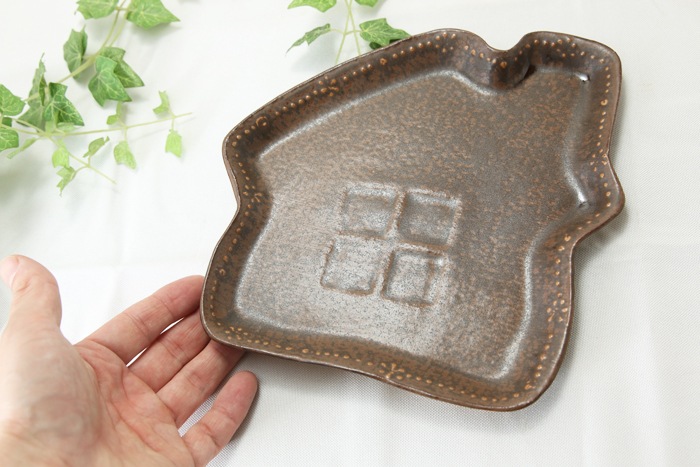 【益子焼】釉シリーズ☆いっちんドット柄☆おうち形のパンプレート【単品１枚】