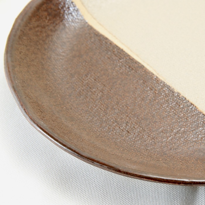 【益子焼】 肉球シリーズ 丸形の浅めパンプレート中皿約19.5cm 【単品１枚】