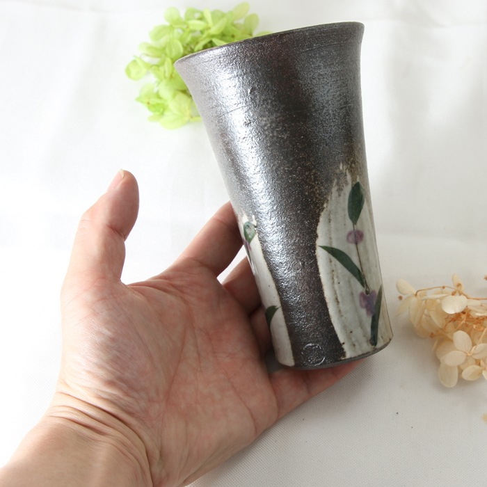 【益子焼】 スマート 背丈のある タンブラー フリーカップ ビールカップ 刷毛目つゆ草模様 炭化焼シリーズ 単品1個