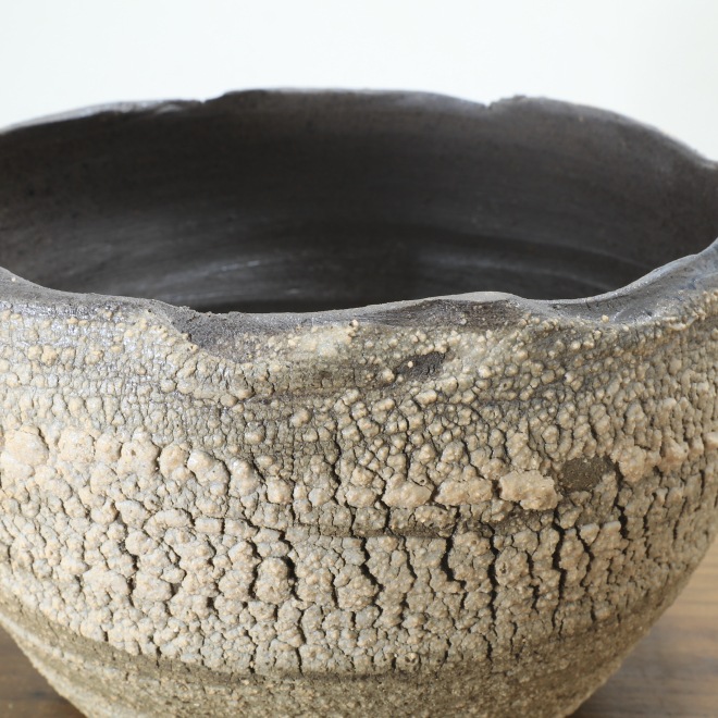 【益子焼】 6.8号鉢 高さ約13.5cm 植木鉢 陶器鉢 塊根植物 アガベ サボテン コーデックス 【炸裂紋鉢 大地の鼓動】 作家 陶芸家 横山雄一作 一点物