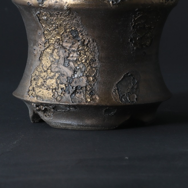 3.1号鉢 高さ約8cm 植木鉢 陶器鉢 塊根植物 アガベ サボテン コーデックス 【銀河鉢金メタリックシリーズ】 作家 陶芸家 横山雄一作 一点物