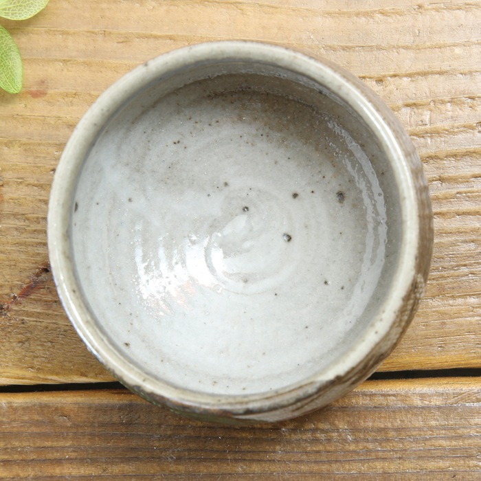 【益子焼】 おちょこ お猪口 炭化焼 布目ぶどう模様 単品1個