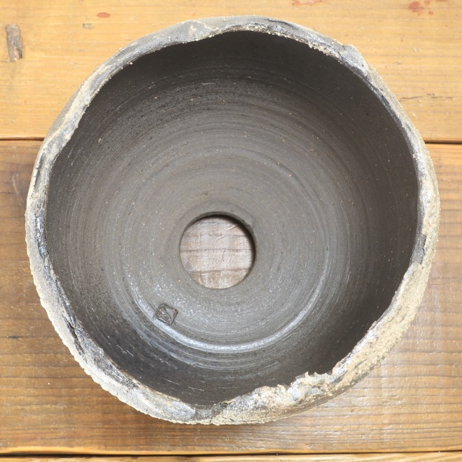 【益子焼】 6.5号鉢 高さ約14cm 植木鉢 陶器鉢 塊根植物 アガベ サボテン コーデックス 【炸裂紋鉢 大地の鼓動】 作家 陶芸家 横山雄一作 一点物