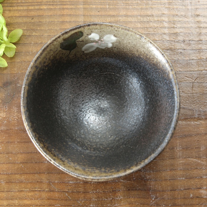 【益子焼】花水木白のご飯茶碗【開いた形・サイズ中・単品１個】
