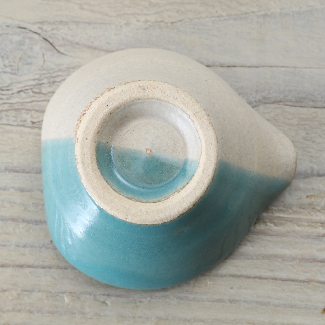 【益子焼】ハート風の小さなドレッシング入れ  小さな豆小鉢　片口風【かわいい肉球の絵付け・単品１個】