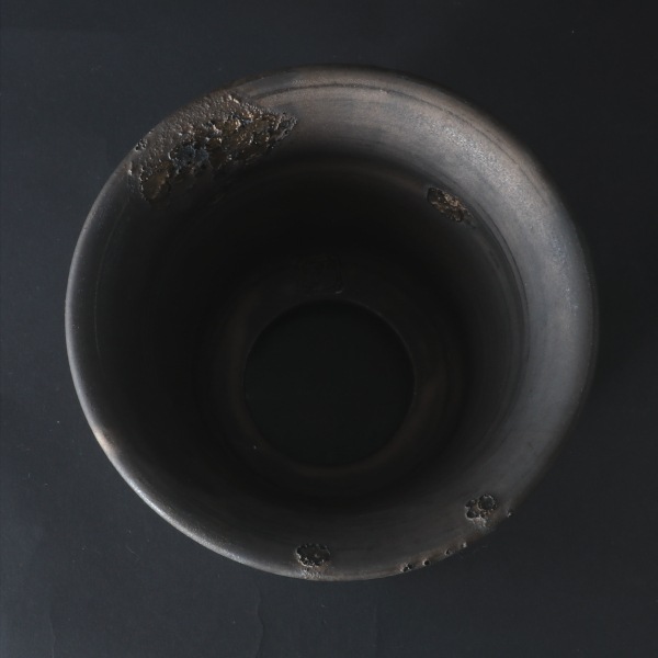 4.3号鉢 高さ約10.5cm 植木鉢 陶器鉢 塊根植物 コーデックス アガベ サボテン 【銀河鉢クレーター】 作家 陶芸家 横山雄一作