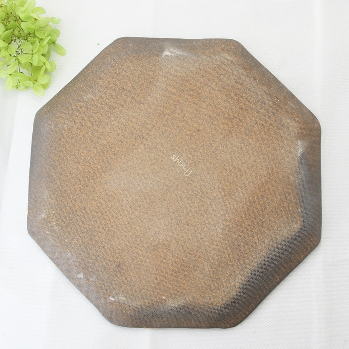 【益子焼】【送料無料】（沖縄・離島は送料880円）【ギフトお試しセット】 結婚祝い 結婚記念日などに 炭化焼シリーズ 布目ぶどう  八角ワンプレート皿2枚 ケーキプレート2枚の 合計4点セット※返品不可商品