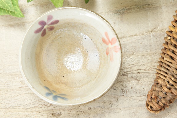 【益子焼】お花いっぱいのおちょこ【開いた形・単品1個】