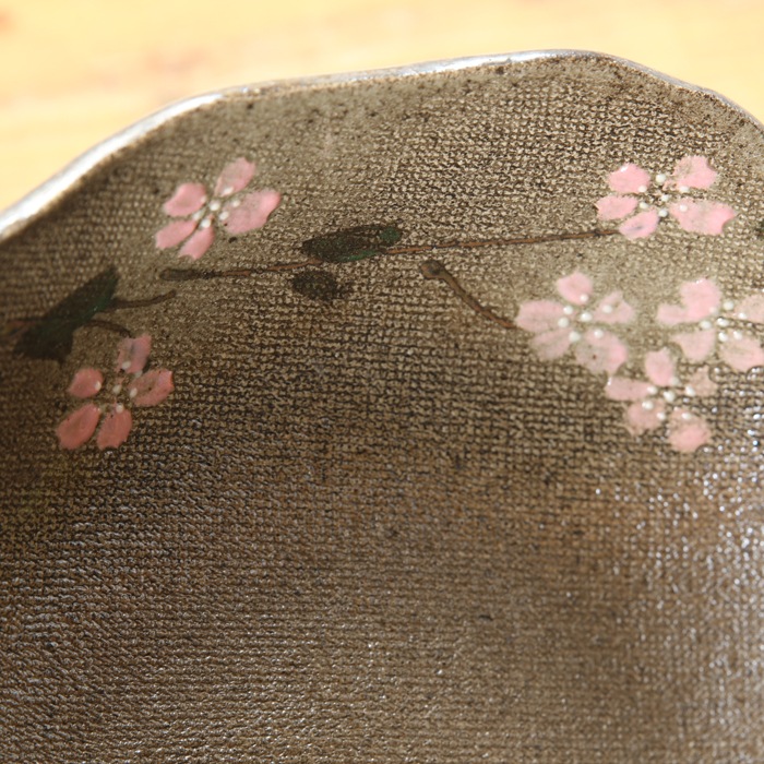 【益子焼】たたら作りの変形盛り鉢　さくら桜模様【単品１枚】