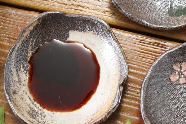 【益子焼】たたら作りの変形醤油皿 しょうゆ皿【単品１枚】