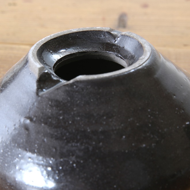 【益子焼】 3.6号鉢 植木鉢 陶器鉢 塊根植物 アガベ サボテン 【黒釉シリーズ】 高さ約6cm 作家 陶芸家 横山雄一作