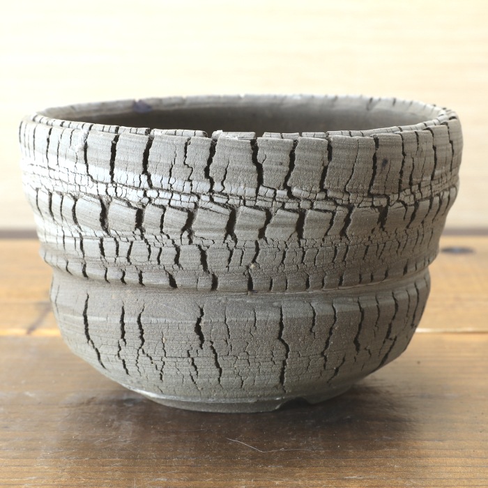 5号鉢 高さ約9.5cm 植木鉢 陶器鉢 塊根植物 アガベ サボテン コーデックス 【炸裂紋鉢 大地の鼓動】 作家 陶芸家 横山雄一作 一点物